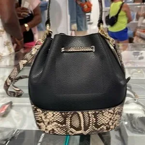 Michael Kors | Bags | Michael Kors Reed Md Pebbled Leather